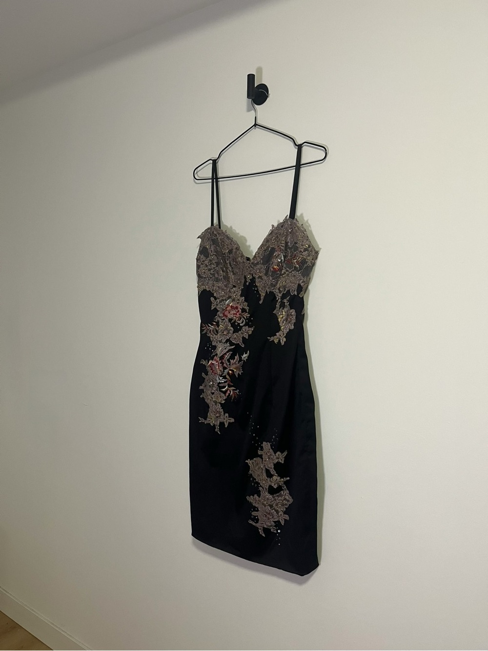 mandalay black beaded lace midi dress - Picture 4 of 5
